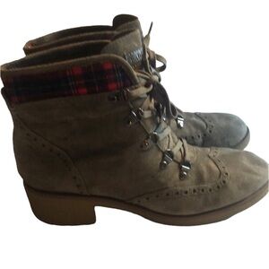 Woman’s Tommy Hilfiger fall suede ankle gray plaid boots